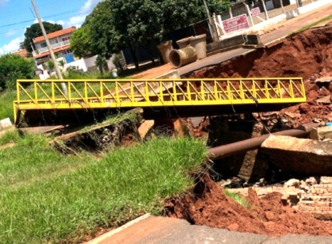 Reconstrução da ponte em Barretos