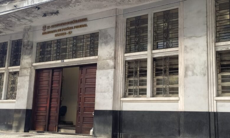 Polícia Federal prende dois homens acusados de tráfico internacional de drogas no Porto de Santos