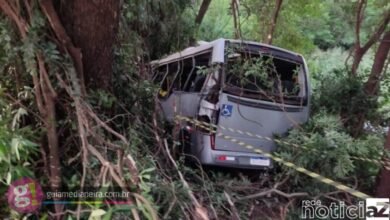 Acidente com ônibus mata sete pessoas e deixa outras 13 feridas no Paraná