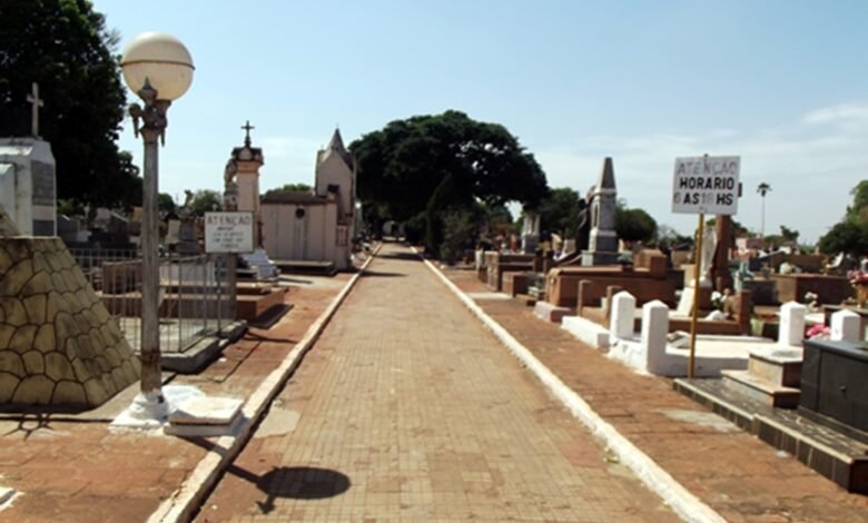 Cemitério