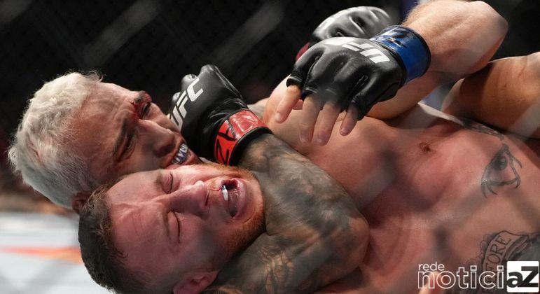 Charles do Bronx vence Justin Gaethje ainda no primeiro round pelo UFC 274