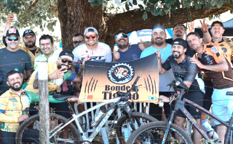 Ciclistas doam prêmio para recuperação da Capela do Prata