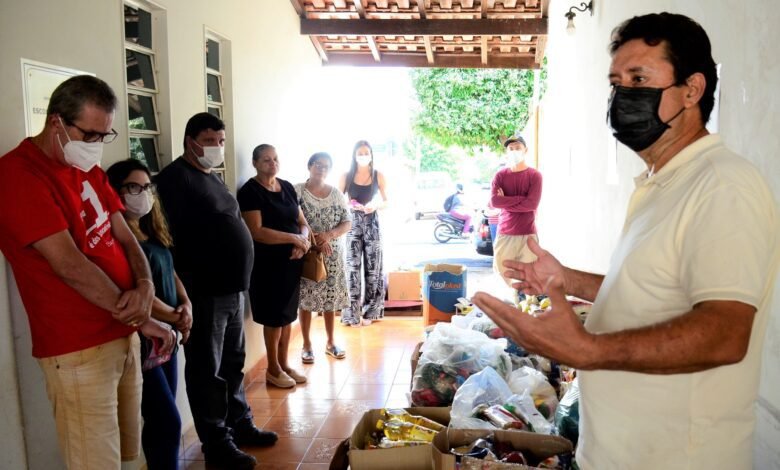 Entidades assistenciais recebem toneladas de alimentos do ‘Futebol da Estrelas’