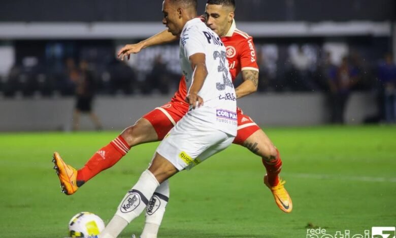 Santos fica no empate contra o Internacional após o VAR trazer novo prejuízo