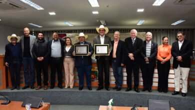 Prefeitura de Barretos entrega dois títulos de Cidadão Honorário em Barretos