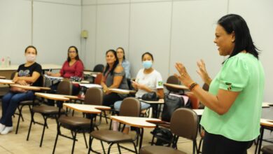 Curso de Libras para profissionais da educação e familiares