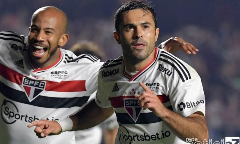 São Paulo aplica nova goleada sobre a Universidad Católica e avança nas quartas da Sul-Americana
