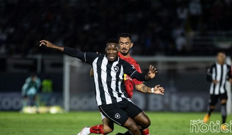 Bragantino perde em casa para o Botafogo e fica em apuros no Brasileirão