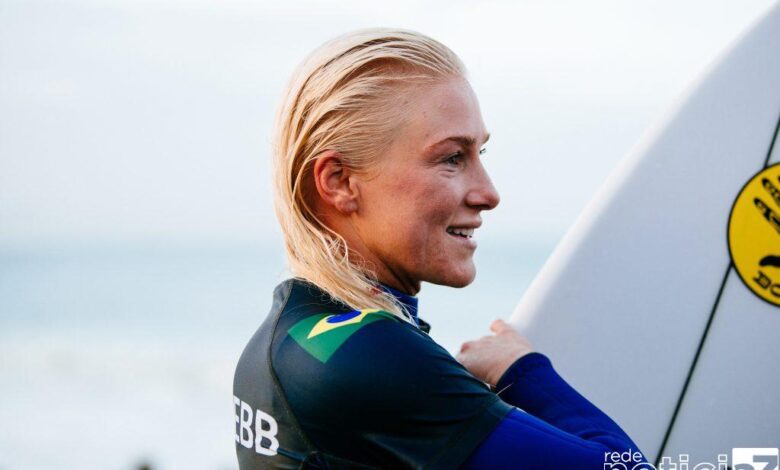 Tatiana Weston-Webb garante vitória para o Brasil no Mundial de Surf