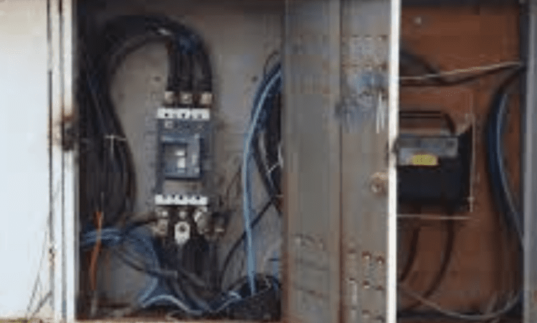 Furto de cabos provoca falta de energia elétrica em Fazenda
