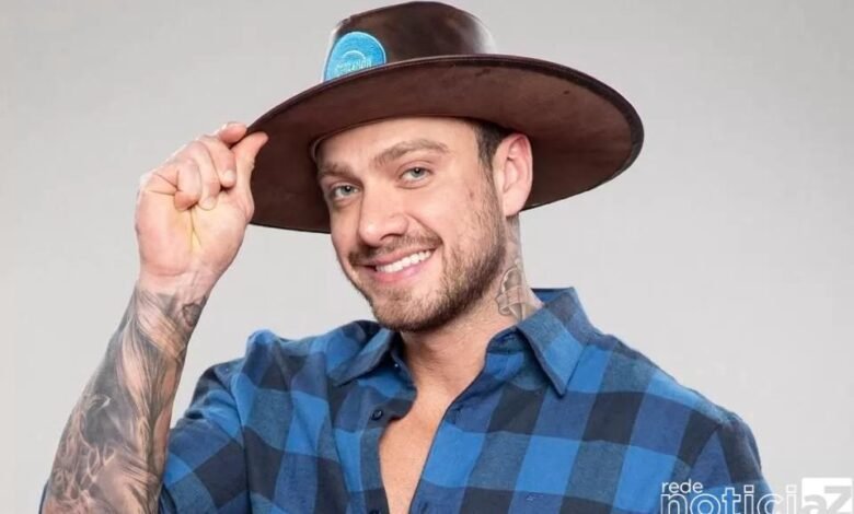 Vini Buttel, peão de A Fazenda 14, tem nude vazado