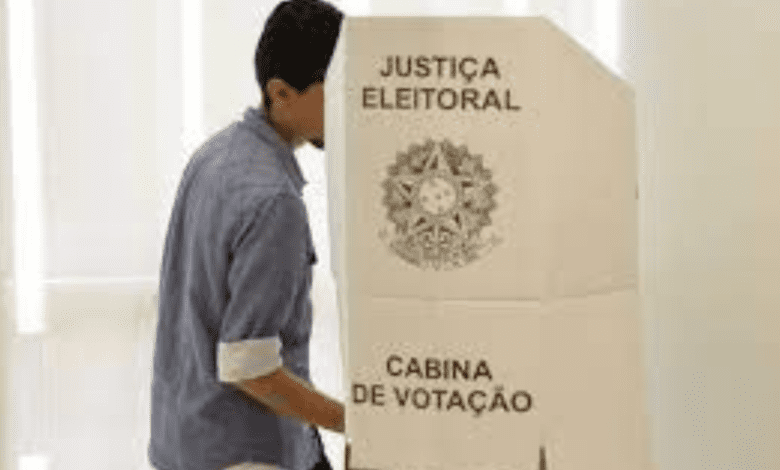 Iniciada a votação para escolha de presidente e 12 governadores