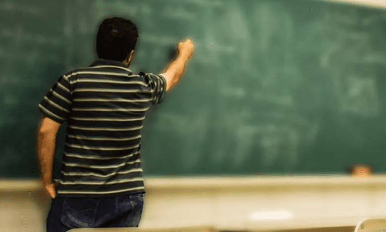 Inscrições para processo seletivo de professores temporários se encerram neste domingo