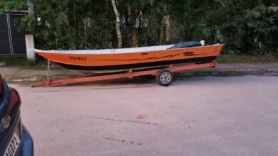 Barco furtado de casa de veraneio de Bertioga é recuperado