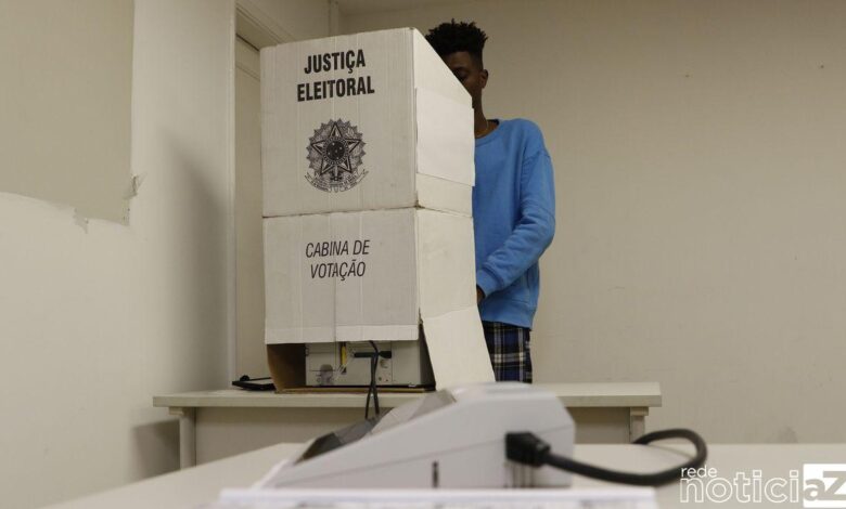 É possível votar no segundo turno mesmo se houve falta no primeiro turno?