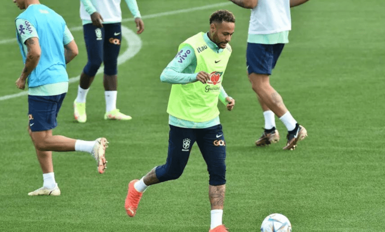 Copa do Mundo: Neymar faz primeiro treino com a seleção brasileira