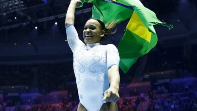 Rebeca Andrade é campeã mundial de ginástica no individual geral