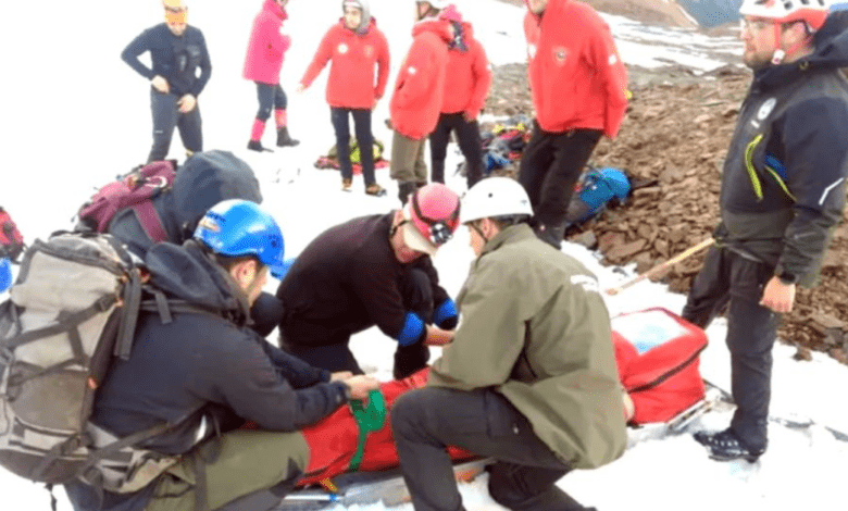 VÍDEO: Turista brasileiro morre na Argentina após ser atingido por placa de gelo