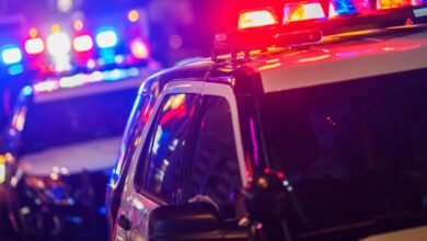 Homem bate em quatro veículos e foge do local