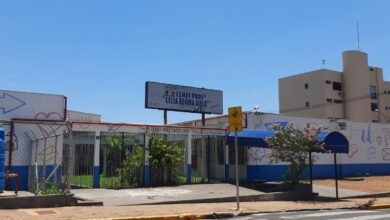 O Centro Municipal de Educação Infantil "Mãe Comerciária Professora Célia Regina Aielo" iniciou seu horário estendido de funcionamento.
