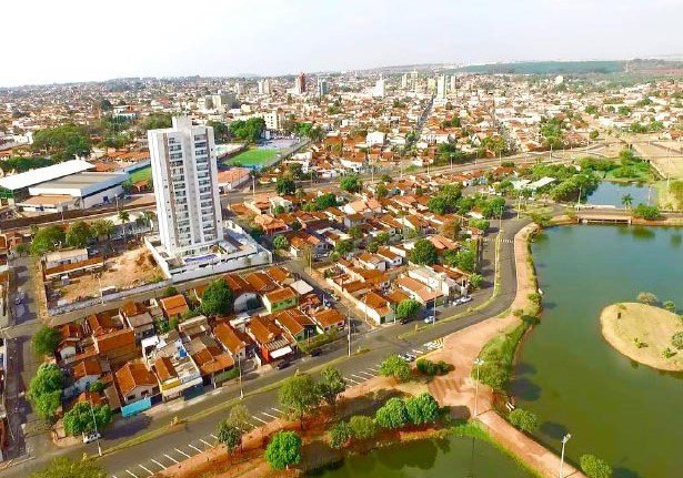 Mais de 2.400 novas empresas foram abertas neste ano