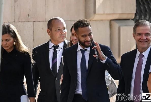 Justiça espanhola absolve Neymar das irregularidades fiscais
