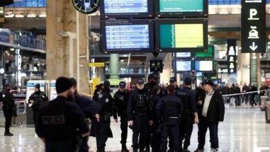 Seis pessoas são esfaqueadas em estação de trem em Paris