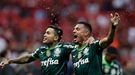 Palmeiras é campeão da Supercopa do Brasil em jogo eletrizante contra o Flamengo