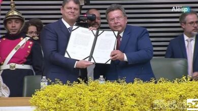 Tarcísio de Freitas toma posse como novo governador de SP e garante foco no trabalho com "causas populares"