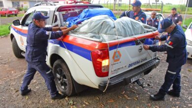 Defesa Civil de Barretos envia doações e bombeiros para ajudar as vítimas das chuvas no litoral norte