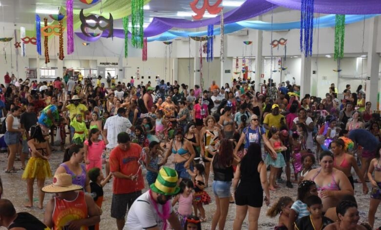 Primeiro dia do Carna Riodas foi sucesso absoluto
