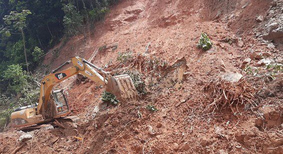 Sobe para 57 o número de mortos no Litoral Norte e vice-presidente Geraldo Alckmin acompanha os trabalhos