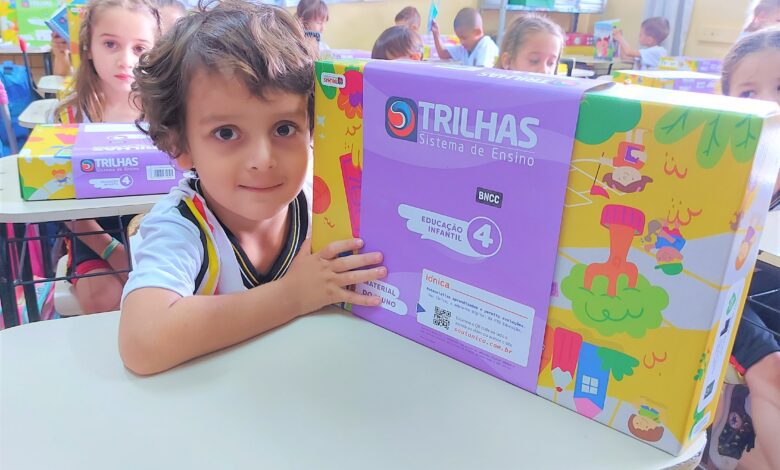 Olímpia implanta sistema de ensino "Trilhas" com novo material didático para melhoria do aprendizado na rede municipal