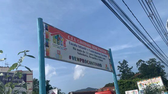 Quatro crianças são mortas dentro de creche