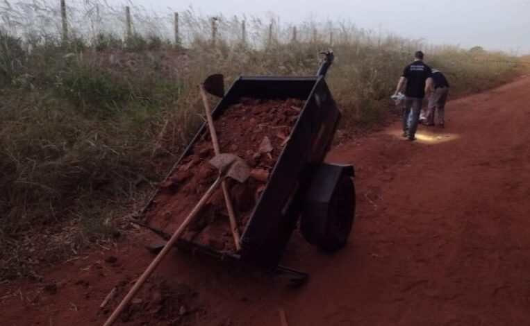 Discussão por despejo de entulho termina em homicídio