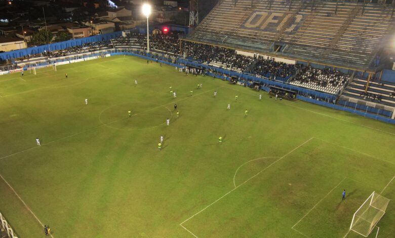 Abertura do Amador 2023 terá partida do "Futebol das Estrelas" com craques da seleção brasileira e veteranos