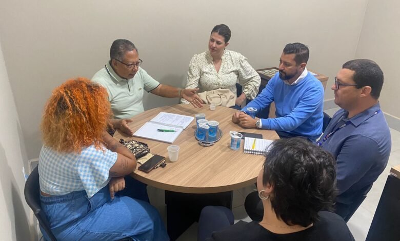 Prefeitura e coletivos se reúnem para traçar o Programa Municipal para o Empreendedorismo Feminino