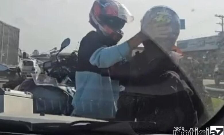 VÍDEO - Dupla de assaltantes é baleada por policiais em Rodovia