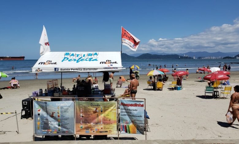 Santos vai auxiliar ambulantes da orla e transportadores escolares