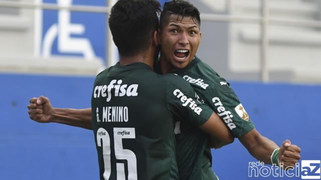 Mesmo desfalcado, Palmeiras joga bem e vence o Delfin