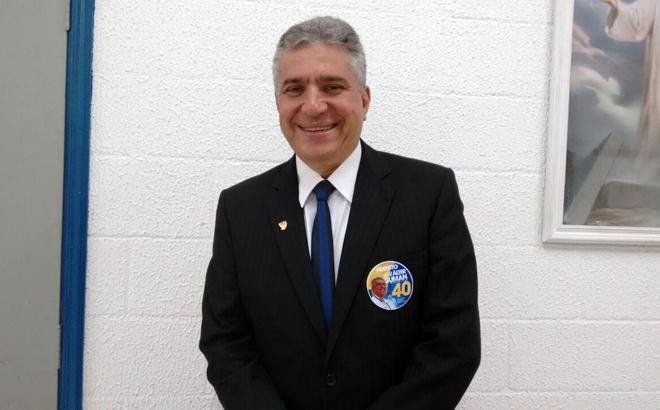 Com recorde de votação, Válter Suman se reelege no Guarujá