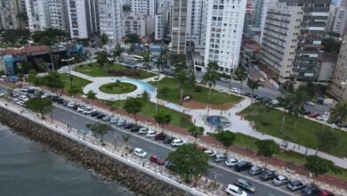 Na praça do Aquário fontes interativas viram atração