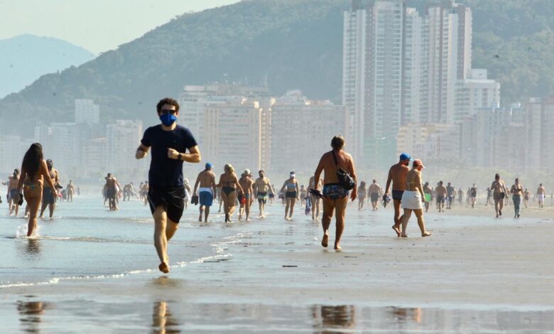 Governo de São Paulo critica praias estarem cheias