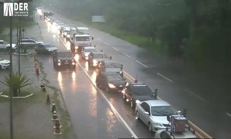 Estradas do Litoral Norte tem movimento intenso