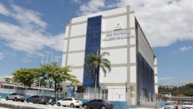 No último dia do ano, escola é inaugurada em Santos