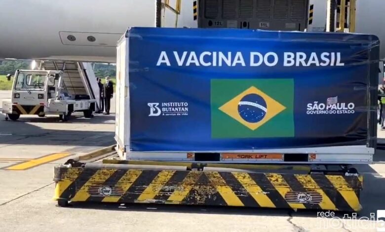 Cerca de 4,5 milhões de doses prontas da vacina para aplicação serão encaminhadas para um Centro de Distribuição e Logística do