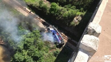 Sobe para 18 o número de mortos em acidente com ônibus em Minas