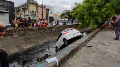 Motorista que atropelou família se apresenta à Polícia