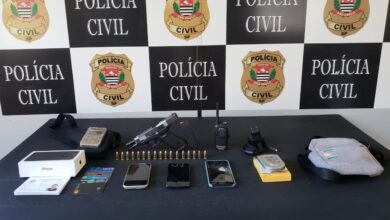 Acusado de atirar em policiais é preso