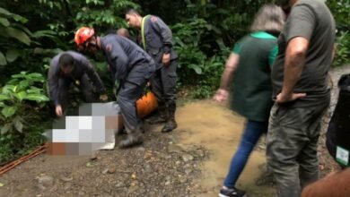 Jovem arrastado em correnteza é encontrado